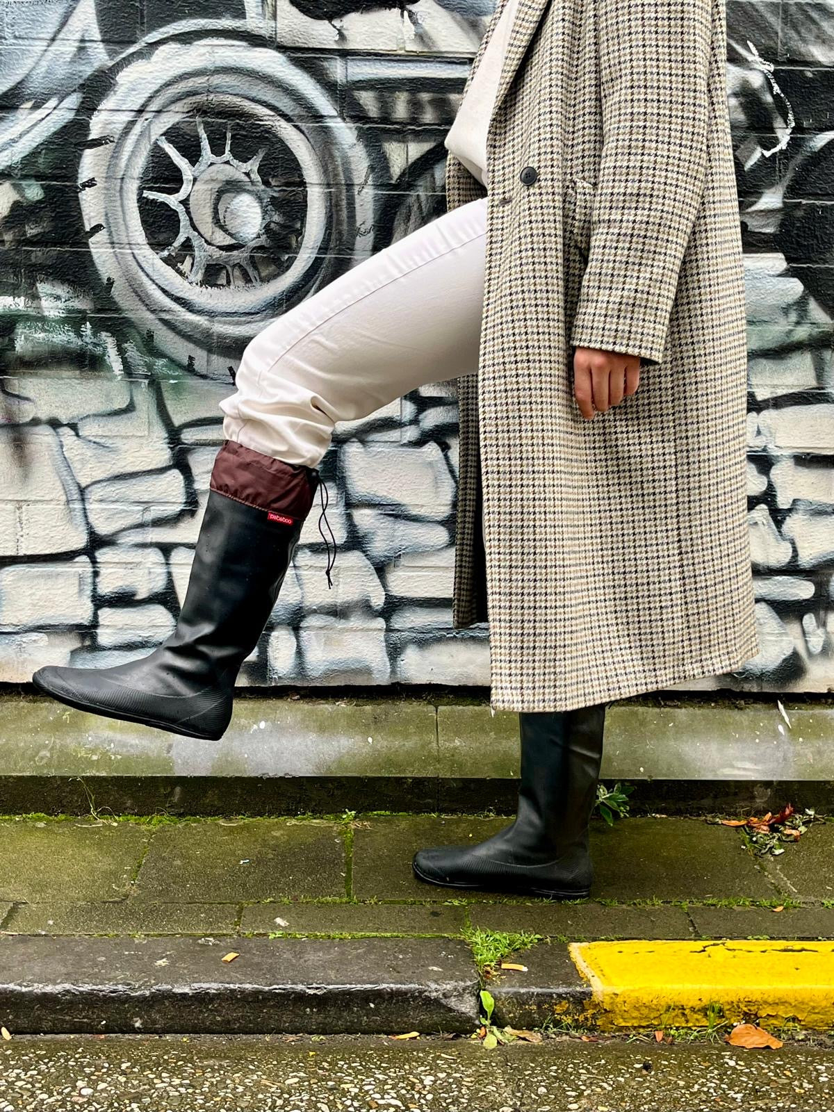 POKEBOO  Black/Brown