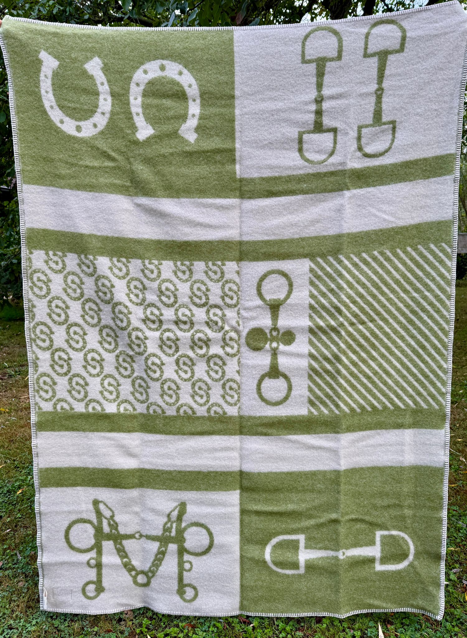 Belpo Cavalière Plaid - 100% Virign Wool